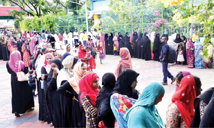 തലയുയർത്തി തലസ്ഥാനം