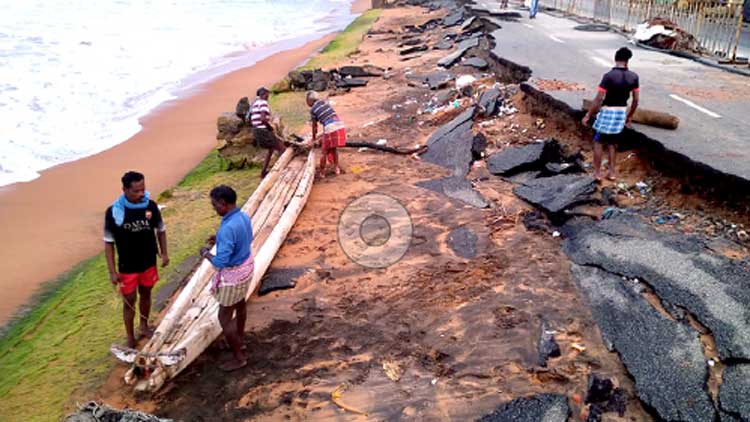 ശം​ഖും​മു​ഖം അ​പ​ക​ട​മു​ന​മ്പ്​
