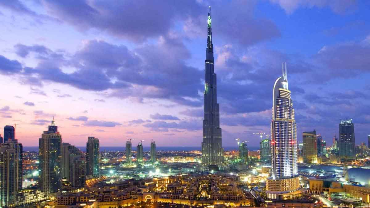 സന്തോഷിന്​ യു.എ.ഇയിൽ തിരികെയെത്തണം,  ​ ജീവിതം തിരിച്ചു പിടിക്കണം