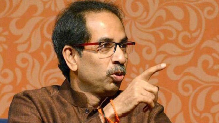 സാമ്പത്തിക മാന്ദ്യത്തെക്കുറിച്ച് മൻമോഹൻ സിങ് പറയുന്നത് കേൾക്കൂ -ശിവസേന