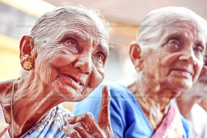 പൂർണ ആത്മവിശ്വാസത്തിൽ യു.ഡി.എഫ്​ കേന്ദ്രങ്ങൾ; ശു​ഭ​പ്ര​തീ​ക്ഷ​യി​ൽ എ​ൽ.​ഡി.​എ​ഫ്.