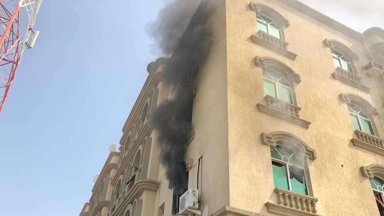 ഉ​മ്മു​ല്‍ഖു​വൈ​നി​ല്‍ തീ​പി​ടി​ത്തം; നൂ​റി​ല​ധി​കം താ​മ​സ​ക്കാ​ര്‍ വീ​ടു​വി​ട്ടി​റ​ങ്ങി