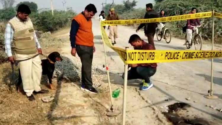 ഹൃദയംപൊട്ടി പിതാവ്​ പറഞ്ഞു, അവരെ വെടിവെച്ചു കൊല്ലണം