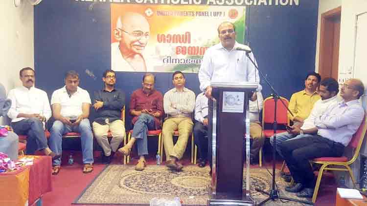 ‘ഗാ​ന്ധി​ജി​യു​ടെ ജീ​വി​തം പ​ഠി​ച്ചാ​ൽ  മാ​ന​വി​ക​മൂ​ല്യ​ങ്ങ​ൾ സ്വാ​യ​ത്ത​മാ​ക്കാം’