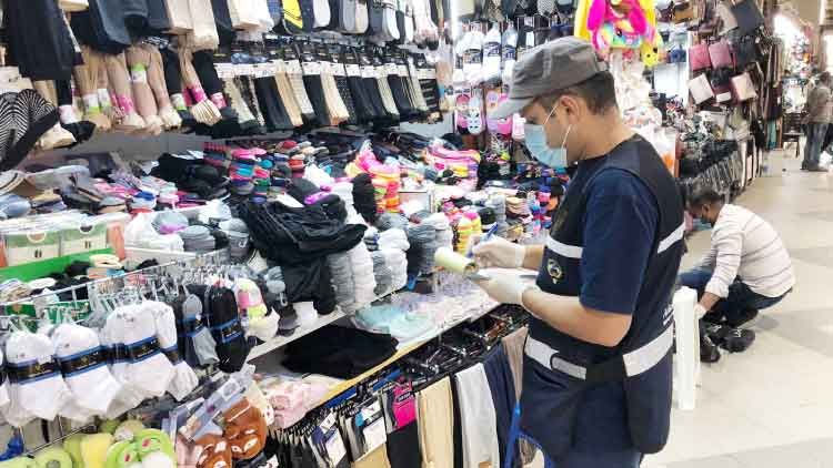 അ​മി​ത വി​ല ത​ട​യാ​ൻ വ്യാ​പ​ക പ​രി​ശോ​ധ​ന