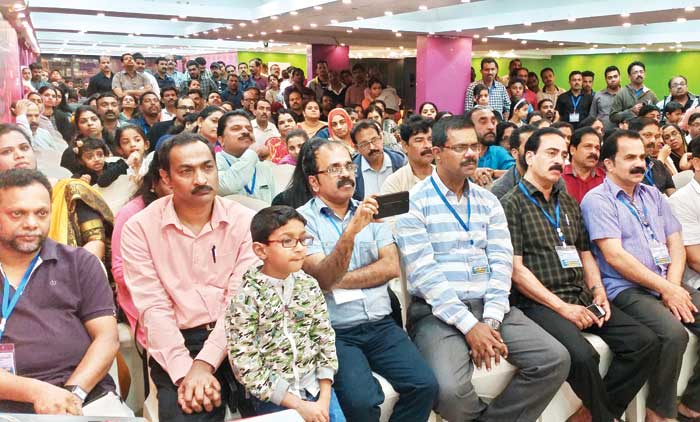 വടകര സഹൃദയ വേദിയുടെ ‘ഹൃദയസ്​പർശം’ ശ്രദ്ധേയമായി