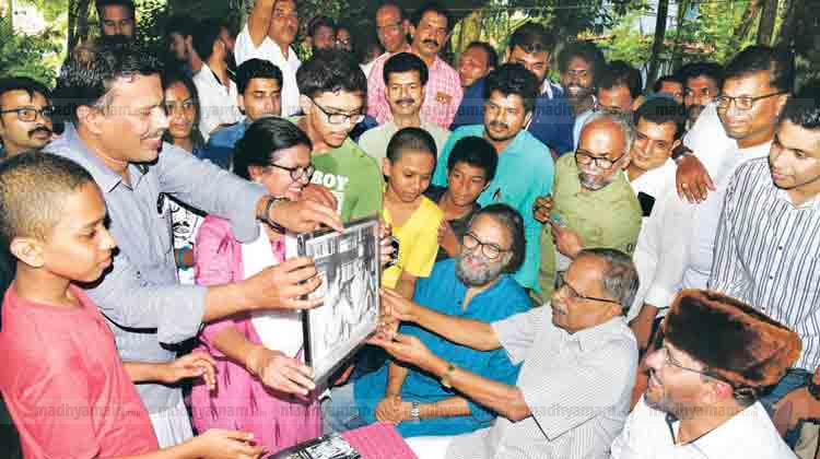 vaikom-muhammed-basheer