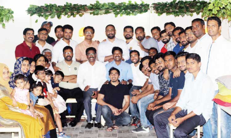 വ​ളാ​ഞ്ചേ​രി എം ​ഇ എ​സ് കൂട്ടായ്​മ ഇഫ്​താർ