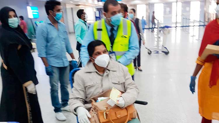 കു​വൈ​ത്തി​ൽ​നി​ന്ന്​ വെ​ള്ളി​യാ​ഴ്​​ച നാ​ട​ണ​ഞ്ഞ​ത്  1800ഓ​ളം മ​ല​യാ​ളി​ക​ൾ  