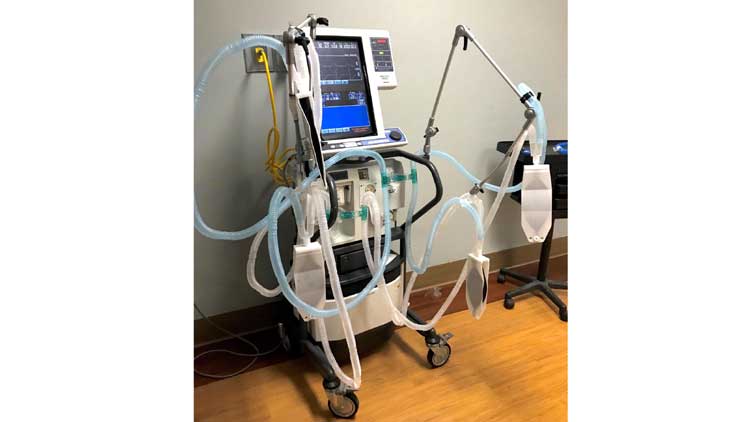 ഒരു വെൻറിലേറ്റർ നാല്​ രോഗികൾക്ക്​ ഉപയോഗിക്കാവുന്ന മാതൃകയുമായി അമേരിക്കൻ ഡോക്​ടർ