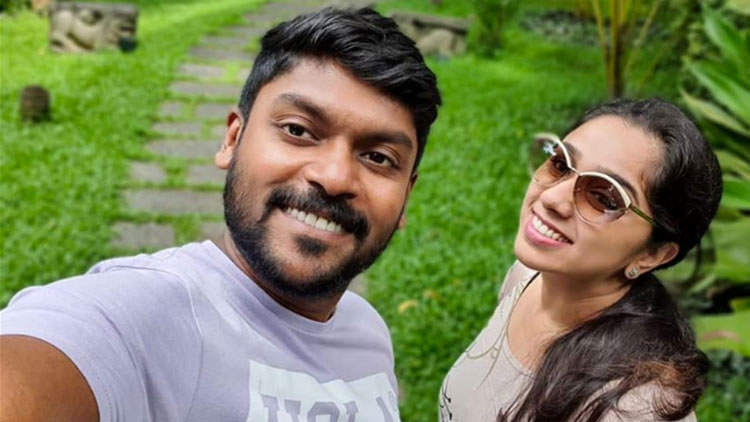 എൻെറ നിറത്തിലും രൂപത്തിലും ആത്​മവിശ്വാസം​; ​എങ്ങനെ ആയാലും ഞമ്മക്ക്​ ഒരു കൊയപ്പില്യാ