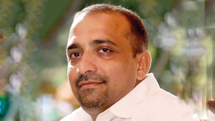 വി​നോ​ജ്​  രാ​മ​കൃ​ഷ്​​ണ​ൻ  നി​ര്യാ​ത​നാ​യി