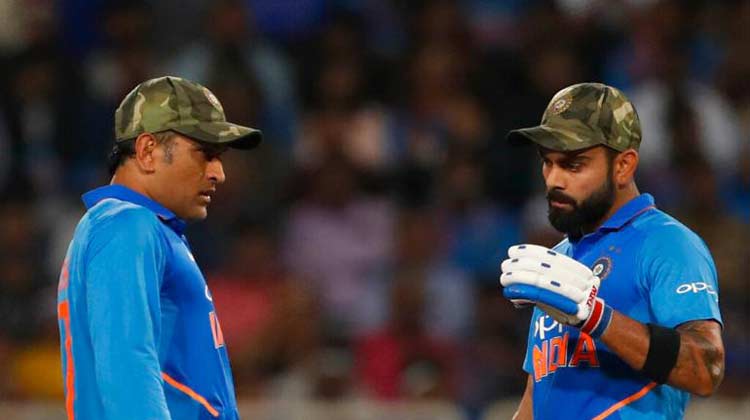 virat-kohli-dhoni