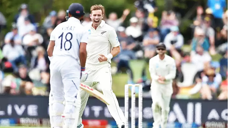 പച്ചപ്പുല്ലിൽ വീണ്ടും അടിപതറി; ഇന്ത്യ 242ന്​ പുറത്ത്​