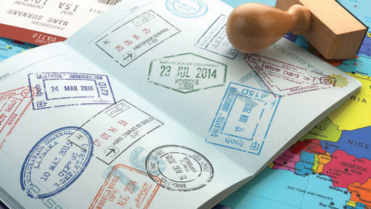 12 വയസ്സ് കഴിഞ്ഞാലും കുടുംബവിസ ലഭിക്കും