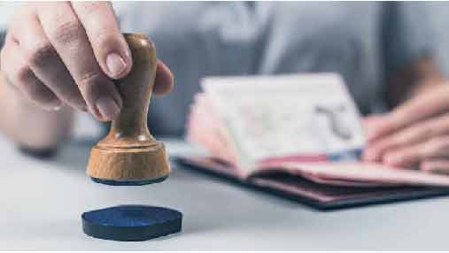 സന്ദർശക വിസക്കാർക്ക്​ ആശ്വാസം; ഒരു മാസം യു.എ.ഇയിൽ തുടരാം