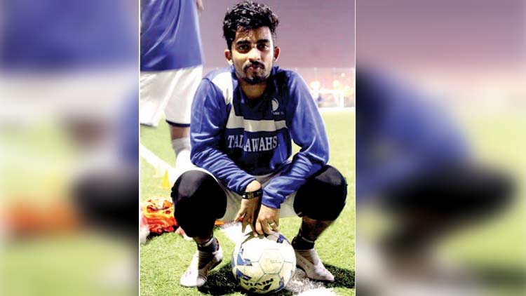 ജീവിതത്തി​െൻറ വിജയ ഗോളടിക്കാൻ  ഇന്ത്യൻ താരം സൗദിയിലെ കളിക്കളത്തിൽ