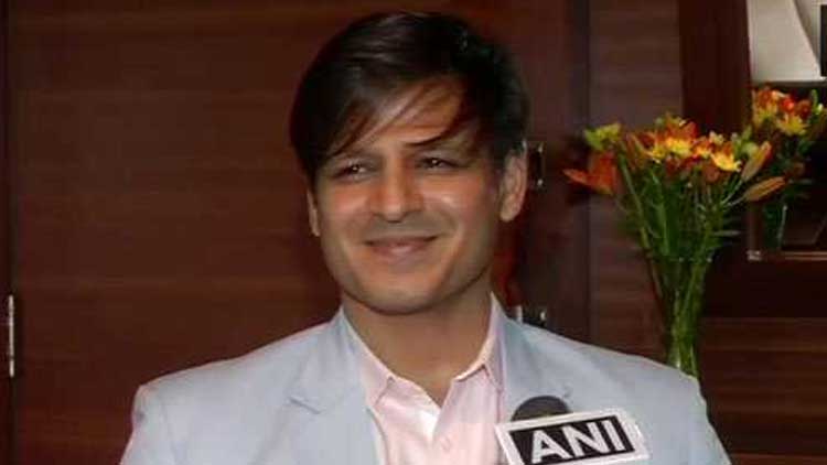 ട്രോളിൽ പ്രതിഷേധം ശക്തം; മാപ്പ് പറയില്ലെന്ന് ഒബ്രോയ്