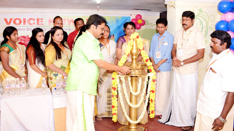 വോ​യ്‌​സ് കു​വൈ​ത്ത് വ​നി​താ​വേ​ദി ഓ​ണോ​ത്സ​വം സം​ഘ​ടി​പ്പി​ച്ചു