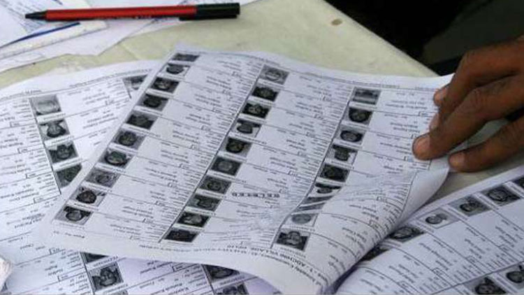 കോന്നിയിലെ വോട്ടർ പട്ടികയിൽ വ്യാപക ക്രമക്കേട്​; 10,238 ഇരട്ട വോട്ടുകൾ