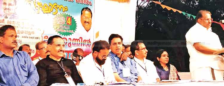 vp-sathyan-memmorial