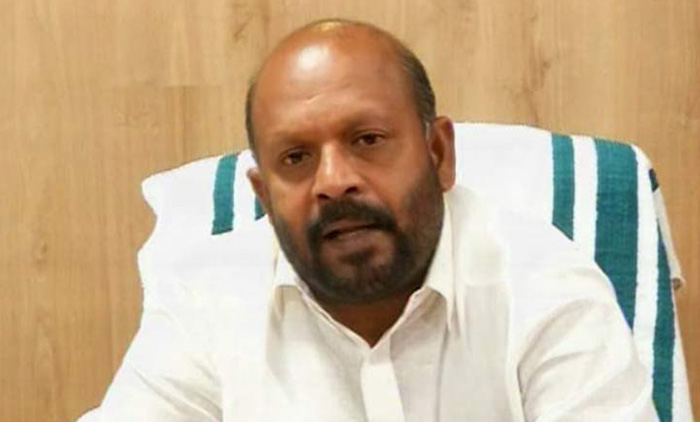 കേന്ദ്ര സർക്കാർ എലിയെ പേടിച്ച് ഇല്ലം ചുടുന്നു - വി.എസ് സുനിൽകുമാർ