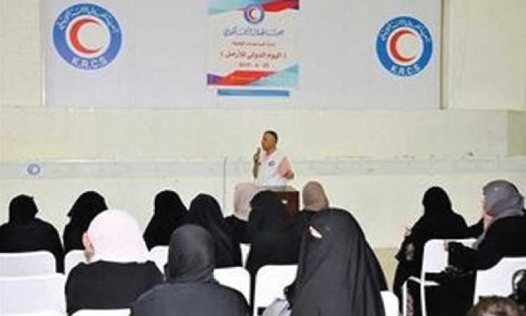 വി​ധ​വ ദി​നാ​ച​ര​ണം: 100 വി​ധ​വ​ക​ൾ​ക്ക്​ റെ​ഡ് ക്രെ​സ​ൻ​റ്​ സൊ​സൈ​റ്റി​യു​ടെ കൈ​ത്താ​ങ്ങ്​