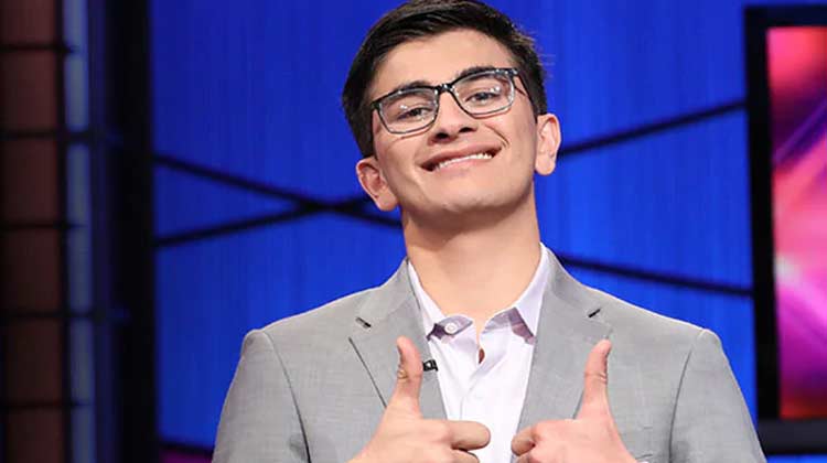 യു.​എ​സ്​ ക്വി​സ്​ മ​ത്സ​ര​ത്തി​ൽ ഇ​ന്ത്യ​ൻ വം​ശ​ജ​ന്​ ഒ​ന്നാം​സ്​​ഥാ​നം