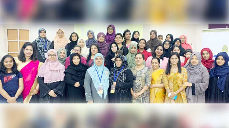 വി​മ​ൻ ഇ​ന്ത്യ സൗ​ഹൃ​ദ ഇ​ഫ്താ​ർ സം​ഗ​മം