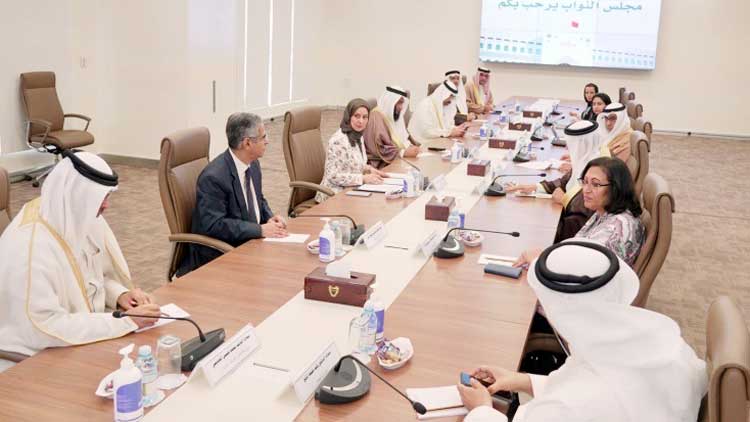 അ​മ്മ​മാ​ർ​ക്ക്​ വീ​ട്ടി​ലി​രു​ന്ന്​ ജോ​ലി: സം​യു​ക്​​ത സ​മി​തി​ക്ക്​ രൂ​പം ന​ൽ​കി