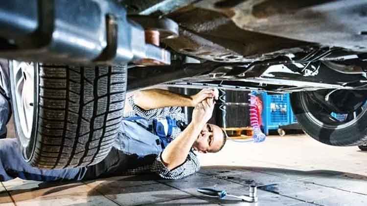 വർക്ഷോപ്പുകൾ തുറക്കാം; മൊബൈൽ കടകൾ, റീച്ചാർജ് സെന്ററുകൾ എന്നിവ പരിഗണനയിൽ വർക്ഷോപ്പുകൾ തുറക്കാം; മൊബൈൽ കടകൾ, റീച്ചാർജ് സെന്ററുകൾ എന്നിവ പരിഗണനയിൽ