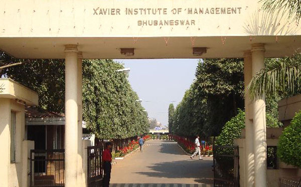 സേവ്യര്‍ ഇന്‍സ്റ്റിറ്റ്യൂട്ട് ഓഫ് മാനേജ്മെന്‍റില്‍ എം.ബി.എ