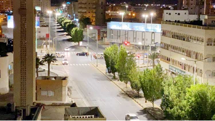 നി​ശ്ച​ല​രാ​വി​ൽ യാം​ബു വ്യ​വ​സാ​യ ന​ഗ​ര​വും