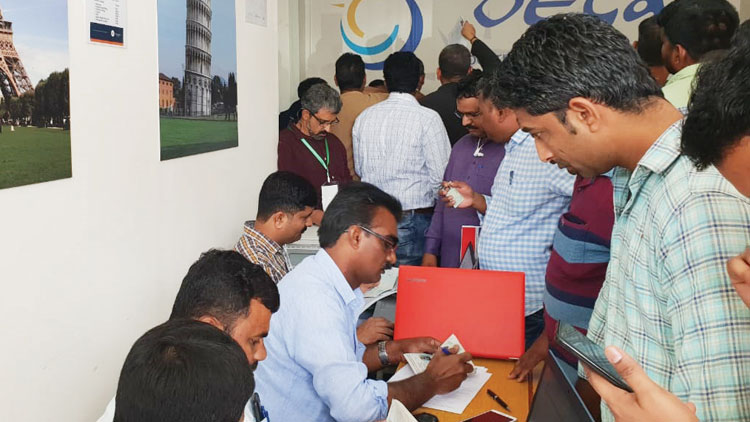 യാമ്പു സേവാ കേന്ദ്രത്തിൽ തിരക്കേറി; സഹായ ഹസ്തവുമായി കെ.എം.സി.സി ഹെൽപ്​ ഡെസ്ക്