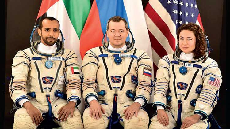 ബ​ഹി​രാ​കാ​ശ​ത്തെ ഇ​മ​റാ​ത്തി പാ​ദ​മു​ദ്ര​ക്ക്​ ഇ​നി 100 ദി​വ​സം