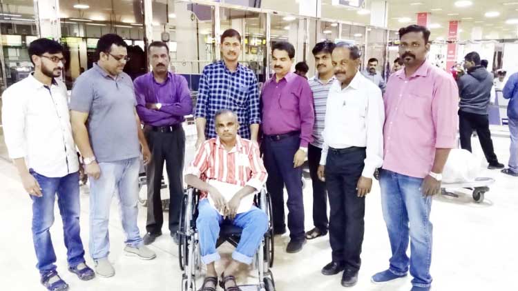 തു​ട​ർ​ചി​കി​ത്സ​ക്ക്​ യെ​ല്ല​യ്യ ജ​ന്മ​നാ​ട്ടി​ലേ​ക്ക് യാ​ത്ര​തിരിച്ചു